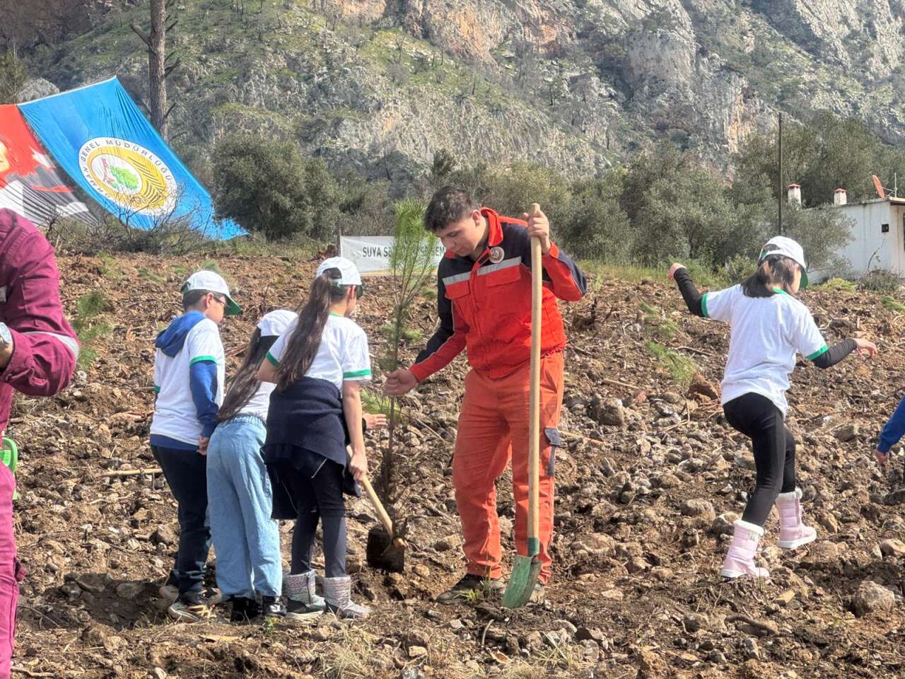 Muğla’da Orman Haftası Etkinliği: 28 Bin Fidan Toprakla Buluşuyor 22
